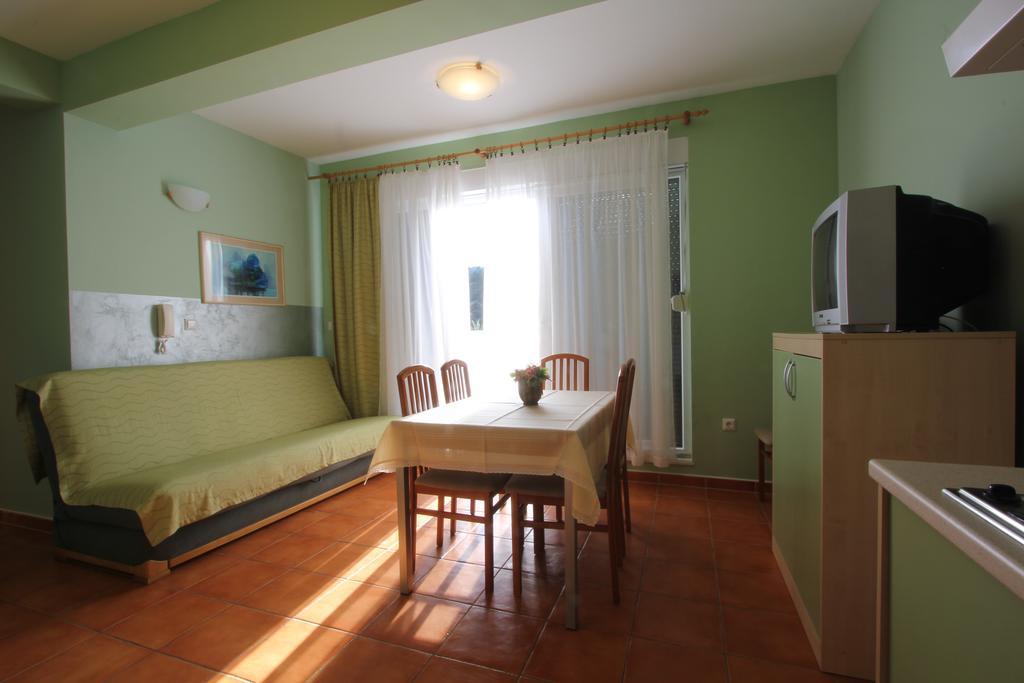 Apartments Villa Ceres Klek Room photo